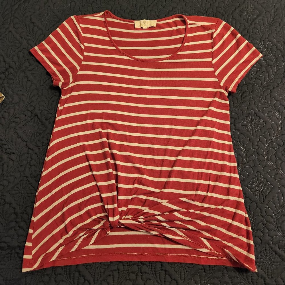 Short sleeve shirt